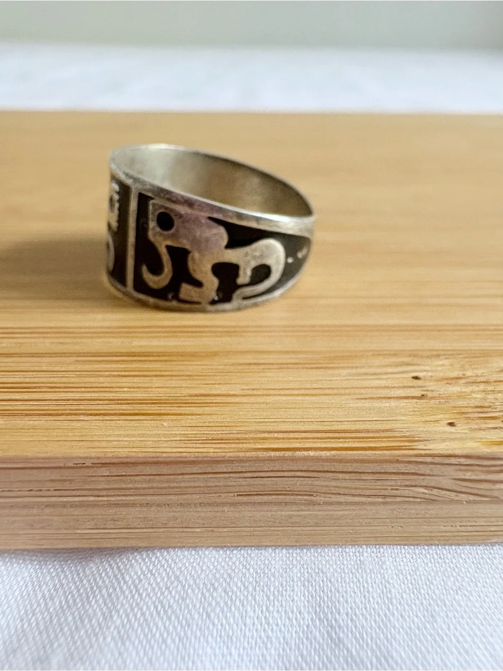 Sterling Silver Black Tribal Women’s Band Ring Size 6.5
